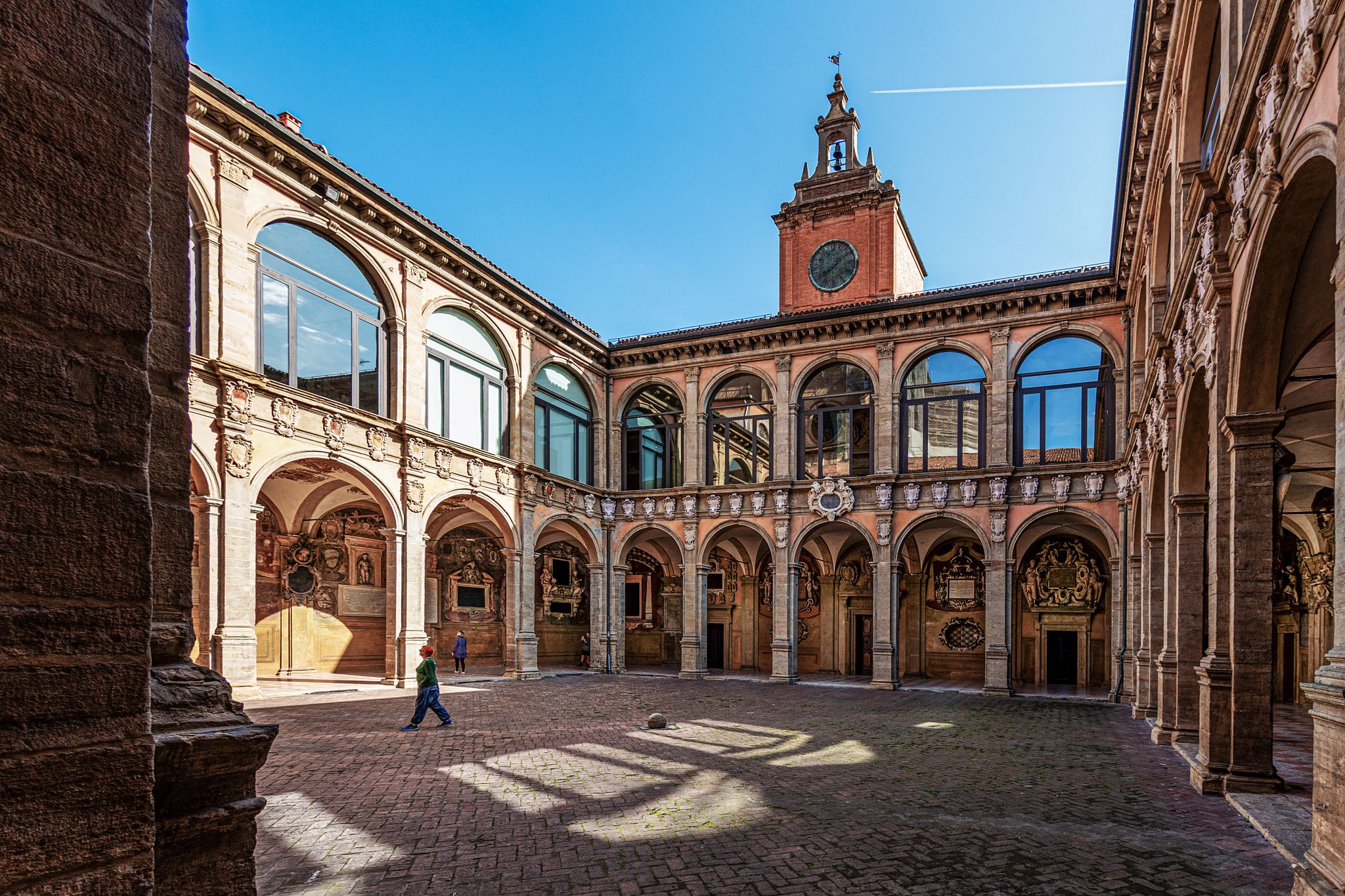 Università di Bologna: Universitas Tertua di Dunia